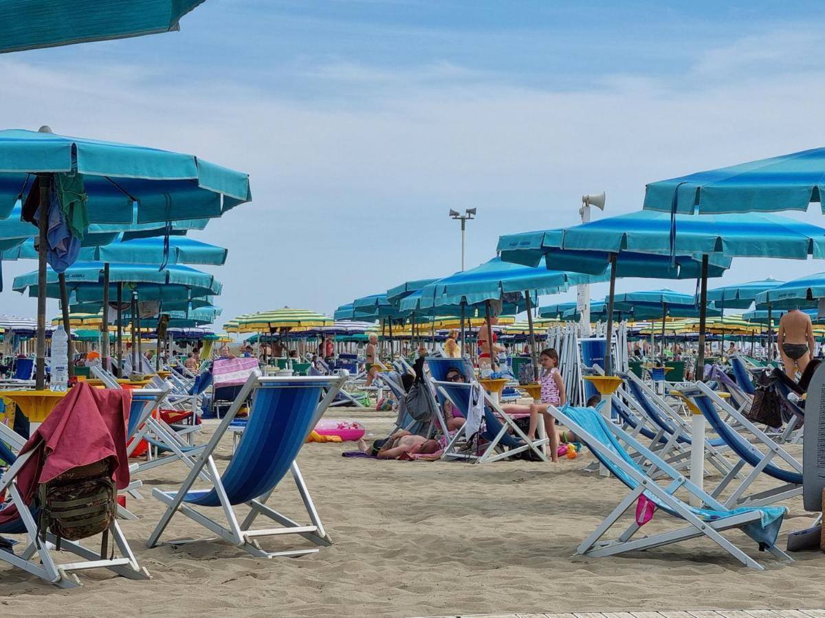 Chalet 4 Or 6 Persons Toscana Viareggio Camping Bosco Verde Italie Torre del Lago Puccini Dış mekan fotoğraf